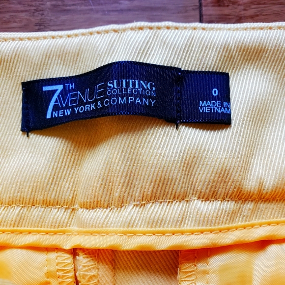 NY & Co Crop Pants - Picture 3 of 7